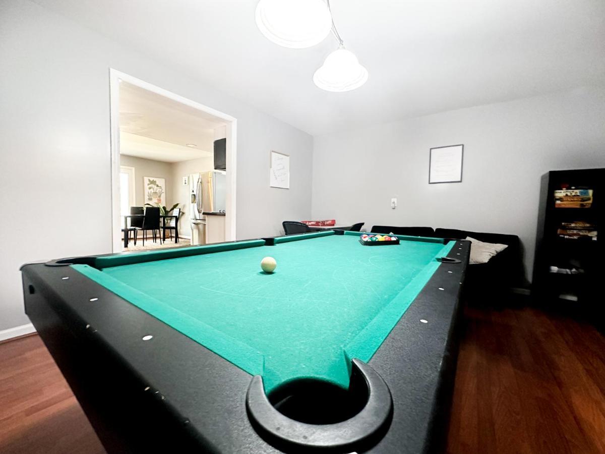 Апартаменти Cute 2-Brm Walkout Apt With Pool Table And Theater Лексингтон Екстер'єр фото